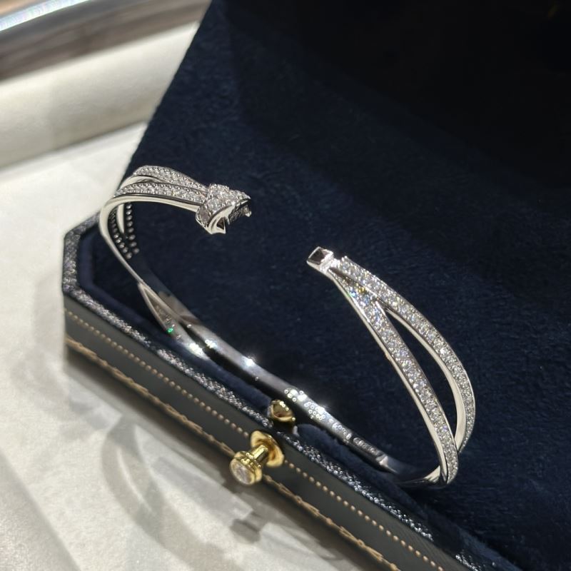 CHAUMET